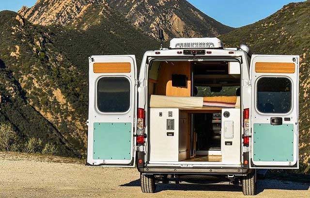 Your-Ideal-AC-Unit-for-Camper-Van-Comfort-in-Every-Climate-4