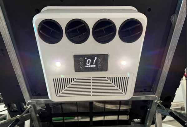 climaT2600-parking-truck-air-conditioners-(8)