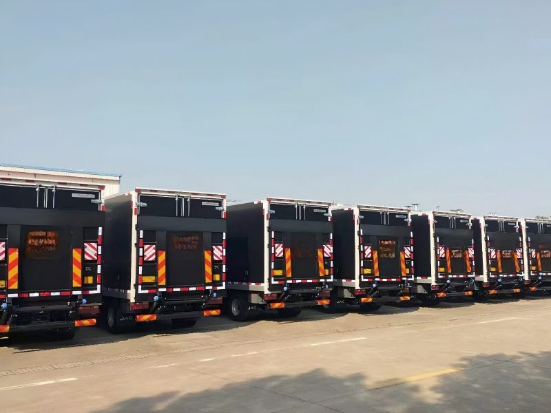 truck tail lifts